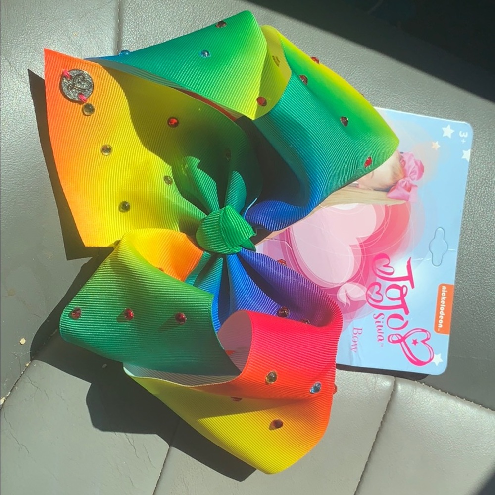 Jojo Siwa 7 Inch rainbow